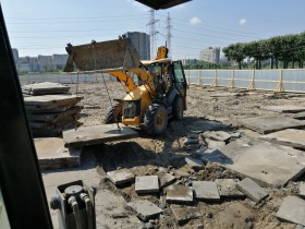 Аренда экскаватора погрузчика в Спб