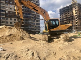 Аренда гусеничного экскаватора в Спб 
